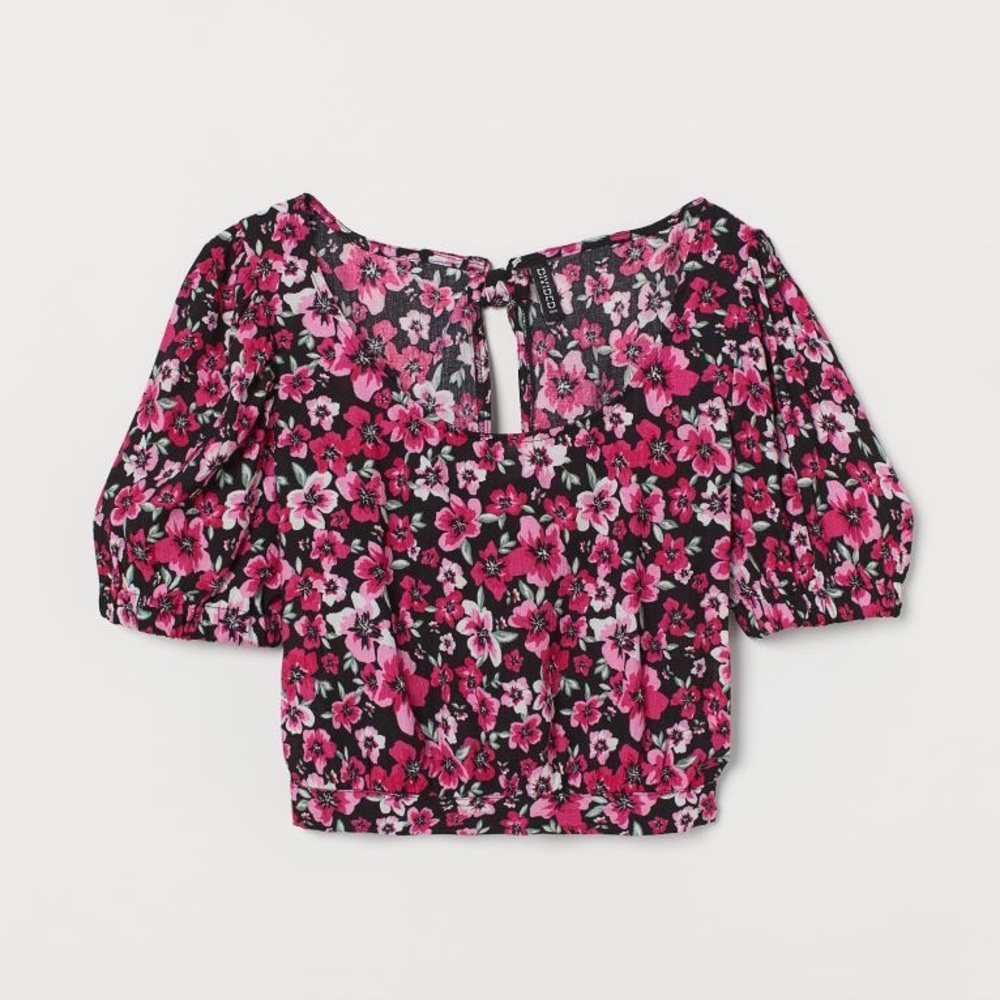 Pink Floral Cropped Blouse.